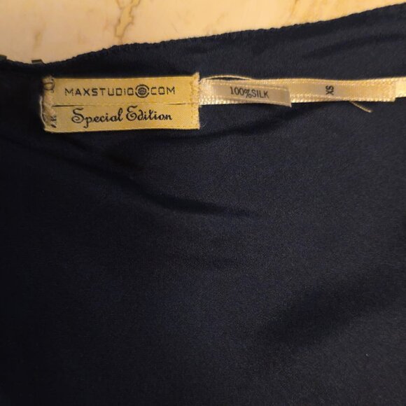 MAC Studio Special Edition Navy Midi dress w/beaded details XS - Picture 4 of 4